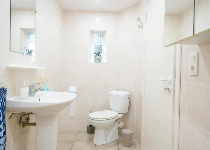 La Blanche Epine - Chimay Hébergement de vacances *